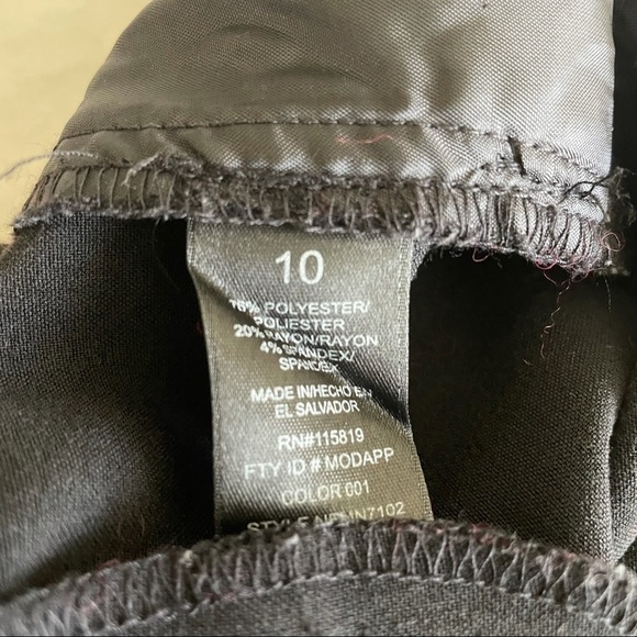 Nicole Miller Black Capris - Picture 7 of 8